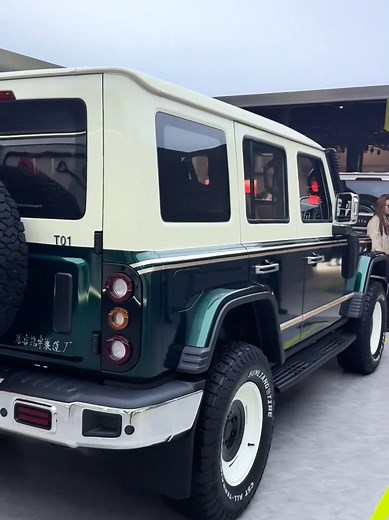 🚗Legendary 212 Off-road Vehicle Debuts at 2026 Beijing Auto Show! Hardcore Performance & Classic Heritage, Ship Worldwide. Contact Me for Purchase～#212OffRoad #HardcoreSUV #WorldwideShipping #ClassicCar #carsales
