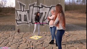 Playing with full bladder - sisi