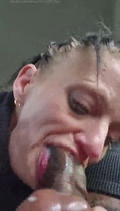 Crackhead gumjob in car