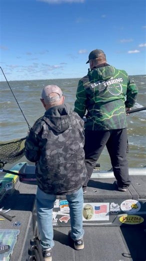 🦆Bago SHEEPHEAD - Sheboygan Walleye Club Tournament 🏆🎣#letsgofishing #walleyefishing #cootsadventures #mercurymarine #fishing #nitroboats #lakewinnebago #fishingtournament #outdoors #oshkosh #wisconsin #sheboyganwalleyeclub #menomineepark #oshkosh #Wisconsin #cootslures #boats #fishingislife #sheepshead | Coots Lures