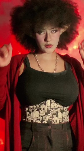 :d #marceline#marcelinecosplay#marci#adventuretime#adventuretimecosplay#cosplay#blackcosplayer#blackcreator#blackcreators#Bubbline#princessbubblegum#adventuretimeship#vampirequeen#vampire#goth#cute#gay#lesbian#marcelinethevampirequeen#bubblineship #closetcosplay#closetcreation