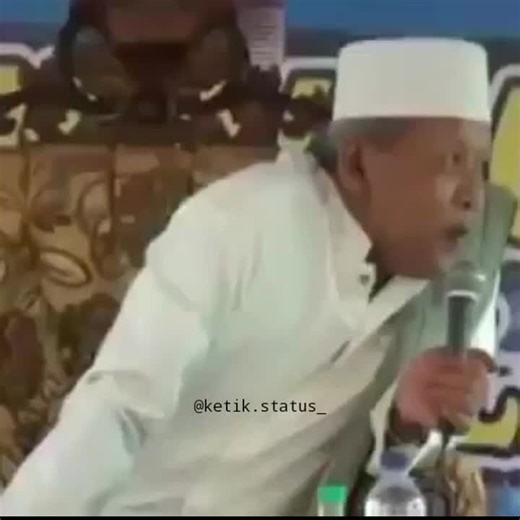 k masjid nak kanak en 🤣🤣🤣 #SerunyaLebaran #btsanjiing #zidantrisuaka