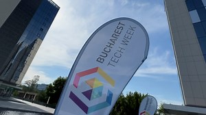 25 reactions | Cum a fost pentru noi participarea la #TechWeekRo?  Dă play acestui video care surprinde atmosfera, emoțiile, echipa și tehnologia de ultimă generație pe care le-am adus și anul acesta la cel mai mare festival #tech din Romania, Bucharest Tech Week inspirat de #Bosch, pentru peste 30.000 de vizitatori  Ne vedem în 2024! #BoschRomania #BoschECC #tehnologie #inovatie | Bosch Romania | Facebook