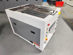 [Hot Item] Automatic Tee Shirt Clothes Workwear Laundry Folding Machine Folder