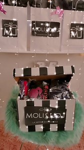 3 comments | Sorteo molis 5 regalos con valor de más de $1000❤️❤️❤️ Regalos sorpresa Hora 9:00 pm hora local | MolisLolis | Facebook