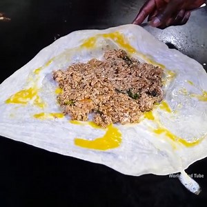 EGG CEYLON PAROTTA AND VEECHU PAROTTA | World Food Tube