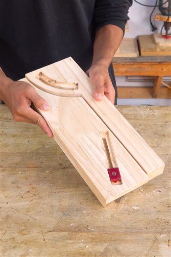 11K views · 89 reactions | Woodworking Tooltips and Tricks for woodworking projects #woodwork #woodworking #woodart #woodcraft #wooddecor #making #routerjig #jigsaw #carpentry | Woodworking Crafty | Facebook