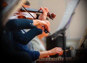 Eveniment în Parcul Titan din Sectorul 3. Bucureștenii sunt invitați, astăzi, la „Ave Maria Symphonic Pops” • LA MINE-N CARTIER