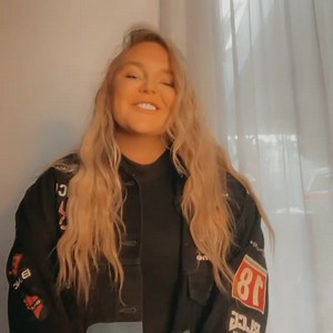 30K views · 3K reactions | Thank you thank you thank YOU!! Thanks for letting me elevate and progress while Being my bad ass fkn self! I love you! Talking to camera is (as we know) something I'm not great at doing but i wanted to say thank you! To watch the film clip or stream the song you can click the link in comments ❤️‍ | Tones And I | Facebook