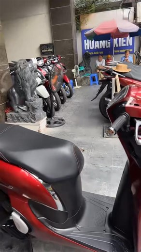 SH mode abs 125cc 2021 xe chất 55,8tr .! Liên hệ chốt xe ngay Hotline : 0986983662 (zalo/call) - Địa chỉ: 52 Chùa Hà, Cầu Giấy, HN | Xe máy Hoàng Kiên - 52 Chùa Hà, Cầu Giấy