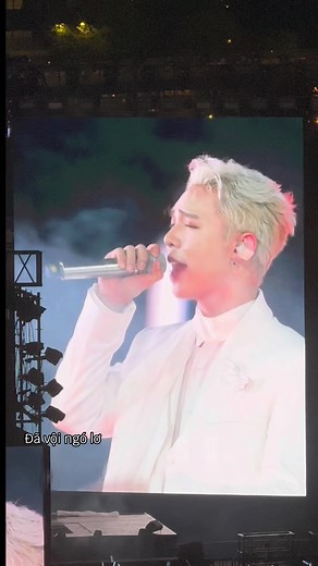 Biểu Diễn Bài Kim Phút Kim Giờ tại Anh Trai Say Hi Concert