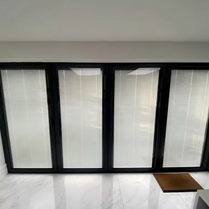 [Hot Item] Double Glazed Aluminum Hollow Integral Magnetic Control Blinds