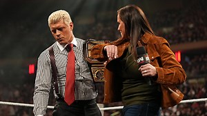 Stephanie McMahon's Sudden Slap On WWE Star Gets A Surprising Reaction – TJR Wrestling