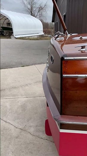 “The Clarion” is a 1957 24’ Shepherd Runabout re-finished by Breen Boats in 2021 and recently sold.