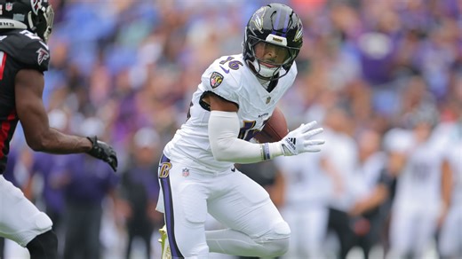 Highlight: Josh Johnson's 31-Yard Laser to Tylan Wallace