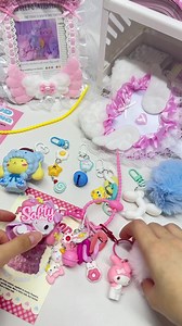 Disocunt 8$ all supreme Keychain 😍🔥🛍️ Very limited 🥺✅ #diy #fyp #phonedecoden #cute #sanrio #keychain | Softy Cake