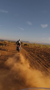 Held e-Vest Pro. Automatic electronic air-vest with durable front closure system and 3D mesh panels. There when you need it, hardly notice it's there when you don't. Breathable textile mesh construction 3D rear mesh panels for added air circulation Durable front zip closure system Held "Clip-In Technology" compatible Protection provided by In&Motion Hard-shell back armour for added protection Provides back, thorax, shoulders, breast and rib protection Hook and loop for optional chest armour Comp