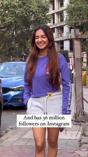 Anushka Sen Fanpage 💙 on Instagram: "So proud of her ❤️❤️ #anushaksen"