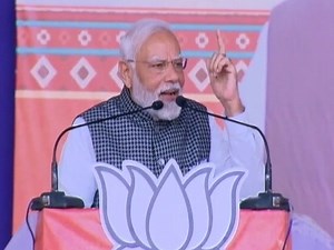 3.2K views · 75 reactions | Gujarat today witnessed high voltage campaigning ahead of Assembly elections scheduled for next month, as all top leaders of the top three parties staking claim to power addressed several rallies across the state. Prime Minister Narendra Modi addressed three back-to-back 'Vijay Sankalp Sammelan' rallies of his party BJP. #PMModi #GujaratElections2022 #GujaratElections | NDTV | Facebook
