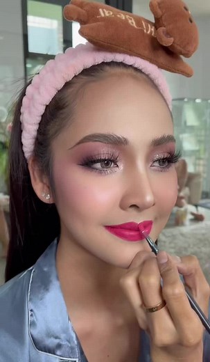 แต่งหน้าน้องแอ๊น ไลฟ์สตรีมคอนเสิร์ตค้าบ @__ant_ant__