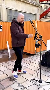 The Opera Guy with The Heart Never Lies by McFly @theoperaguyofficial @mcflymusic #buskers #buskersofglasgow #scottishmusicscene #glasgowmusicscene #glasgow #scotland More videos here: https://bit.ly/3EBZgJr | BuskersofGlasgow