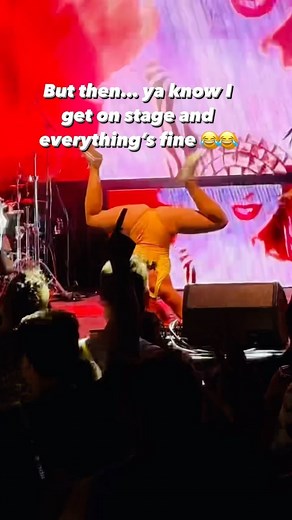 Just give me a few moments and I’ll be good 😅😂❤️ #hotgirlsummer #bombastic #liveshows | Bonnie McKee