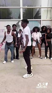 Chelsea Dinorath & Anderson Mario- À Toa 📽💣👏 Familia a bomba ja saiu estamos a humilhar com esse cypher 🤗❤ DSL CUIA 😂 #reelsviralシ #TurmaCiparry #landrickbabete #AndersonMario #Shelsea | DSL dança sem limites