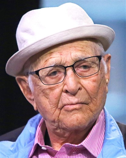 1.5K views · 35 reactions | The List Of #AllInTheFamily Actors' Passing Keeps Getting Heartbreakingly Longer | Looper | Facebook