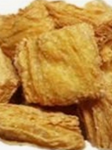 内个我来科普一下，其实豆包是一种食物，外脆里嫩，非常的好吃，我和我妈都吃过