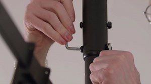 VIVO Quad-TV Ceiling Mount for 32 to 50 inch Screens, Heavy Duty Full Motion Menu Board, Digital Signage Mount for 4 TVs, 2.5ft Extension Pole, Max VESA 400x400, 264 lbs Capacity, Black, MOUNT-VC450