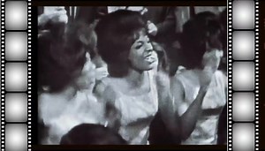 2.2K views · 114 reactions | A bailar con esto de 1966 #DancingInTheStreet ✨️ Martha and the Vandellas! | The Lobos | Facebook