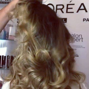 Coloration meches l instant high light de l oreal #couleurs #mechesblondes #blond #hairstyle #haircontouring | Meches En L'hair