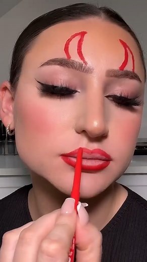 Easy devil halloween makeup😈👹 #devilmakeup #halloweenmakeup | Beauty by Serena Lakkiss