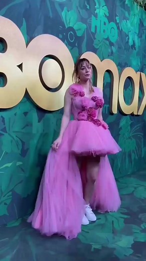 Kaley Cuoco in Pink 🩷 | Kaley Cuoco FP