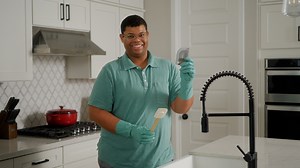 Clean tough stains on dishes with this kitchen tool 🍽 #problemsolved | USA TODAY Video
