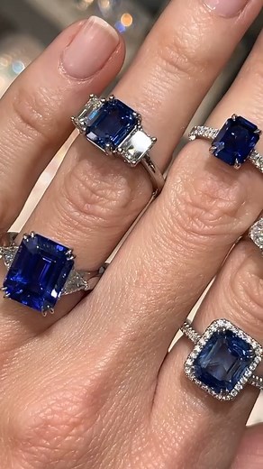 We have some of the rarest diamonds in the world✨ . . . . #romanmalakov #romanmalakovdiamonds #nycjewelry #nyc #nyfashion #handcrafted#diamondjewelry #love #engagementring #diamond #onlynaturaldiamonds #naturaldiamondscounsil #engagementrings #proposalring #ringgoals #showmeyourrings #theknotrings #diamondring #bridetobe #diamonddistrict | Roman Malakov Diamonds