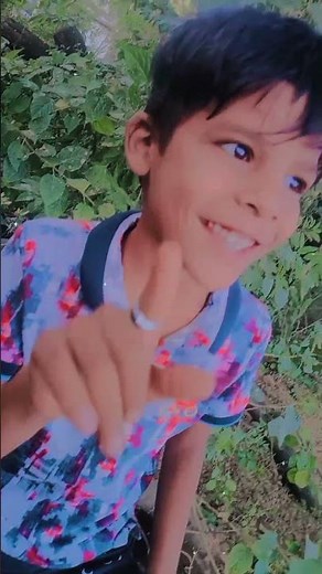 chand wala mukhda leke chalo na bazar me😂😁