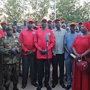 This footage shows a group of SPLM/A-IO military commanders led by Lt. General Simon Maguek Gai from Unity State declaring their defection to SSPDF at the SPLM Secretariat in Juba. A handful of their civilian companions are also seen joining the SPLM camp. (🎥Courtesy). | Eye Radio