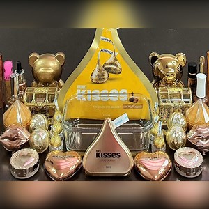 GOLD HERSHEY KISSES SLIME ! Mixing Eyeshadow And GLITTER Into Slime, Satisfying Slime Videos ASMR | Luxury Cosmetics