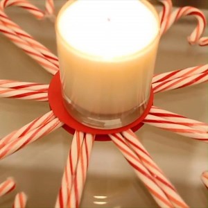 Shout out to all the florists (and crafty green thumbs) creating gorgeous holiday centerpieces full of fresh flowers, greenery and candles nestled into antique vessels. For the rest of us, there's this. | HGTV Home