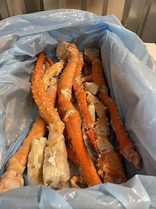How much does 10 pounds of crab legs cost? [2025] | QAQooking.wiki