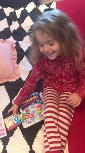 7.1K views · 296 reactions | Dzień dobry coś pozytywnego z rana. Spływają Wasze kartki urodzinowe aaaaa !!!! Byście musieli widzieć Jej szał i zaskoczenie No i dumę, że to Ona dostała list  Uwierzcie mi, że nie widziała tej Piotra walizki obok łóżka. Jesteście cudowni, to takie wzruszające. Dziękujemy Wam z całego serducha !!! Dziękujemy !!!! ❤️❤️❤️❤️❤️❤️❤️梁 | Karina Kończewska Taka Ja Marynarza | Facebook