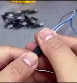 Double-Wire Plug-in Connector Led Light Strip Connectors 2 Pin, Double-Wire Lock-Grip Connector, Locking Wire Quick Connectors, Clamp Low Voltage Wire Connectors (100pcs)