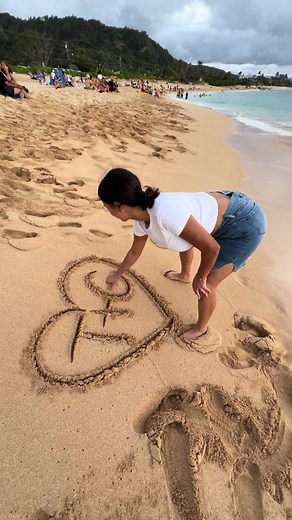 Romantic Sunset Beach Moments in Hawaii