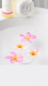 Elevate your winter bathing ritual with Pure Fiji’s bath essentials and let the comforting scents and luxurious formulations transport you to a tropical paradise. 🌴✨ Indulge in the ultimate winter bath experience with Pure Fiji’s Coconut Milk Bath Soak or our Blooming Bath Oil for extra nourishment and to combat dryness. 🛁 For a refreshing and rejuvenating shower, try our nourishing Shower Gel. 🚿 And don’t forget to reach for our gentle Spa Soap to cleanse and moisturize your skin. Complete y