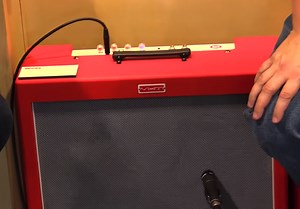VHT Amplification sort l'ampli stéréo à transistor Redline 80S et la pédale de saturation V-Four