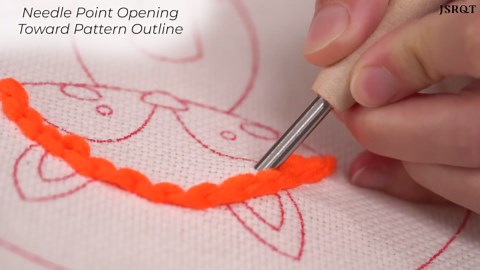 JSRQT Punch Needle Embroidery Starter Kit Floral Bee Beginner Rug Hooking Kit with Embroidery Hoops Instructions Handcraft Punch Needle Kit for Adults Cross Stitch Kits Craft Rug-Punch & Pinch Needle