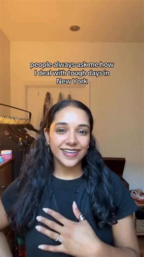 104K views · 52 reactions | She broke the system  She gets the phone numbers of every guy she dates — not to text them, but to add their birthdays to her Sephora account. Since Sephora gives free gifts every year, she’s basically turned the entire calendar into her birthday month. One upside of dating in this city, I guess  @anna.manocha | New Yorkers | Facebook