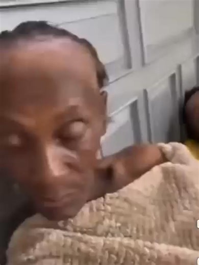 La sugar mamy aussi filmé son petit pompier sans le prévenir 🤣🤣 | Babi Pulses