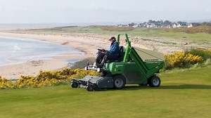 Need a machine to manage your rough or cut and collect heavy wet grass ? The Profihopper 1500 ticks every box ✅ Get in contact now for a demo 🟢🟡 #amazone #profihopper #mower | Farmhand LTD